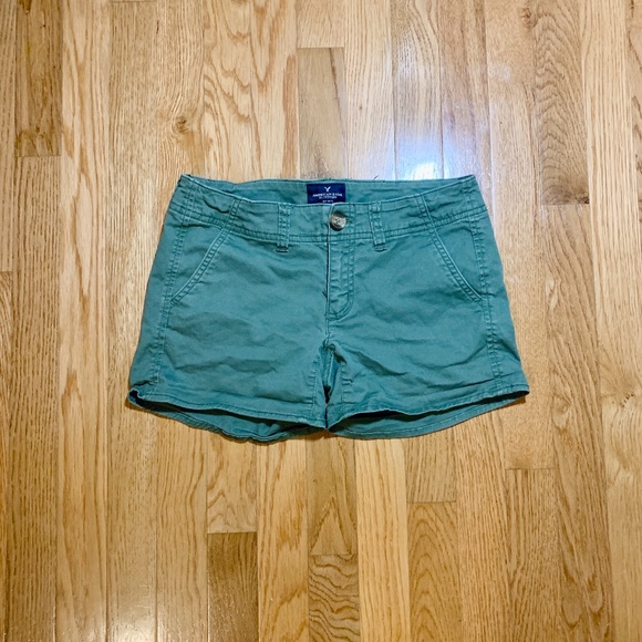 American Eagle Green Shorts - Picture 1 of 3